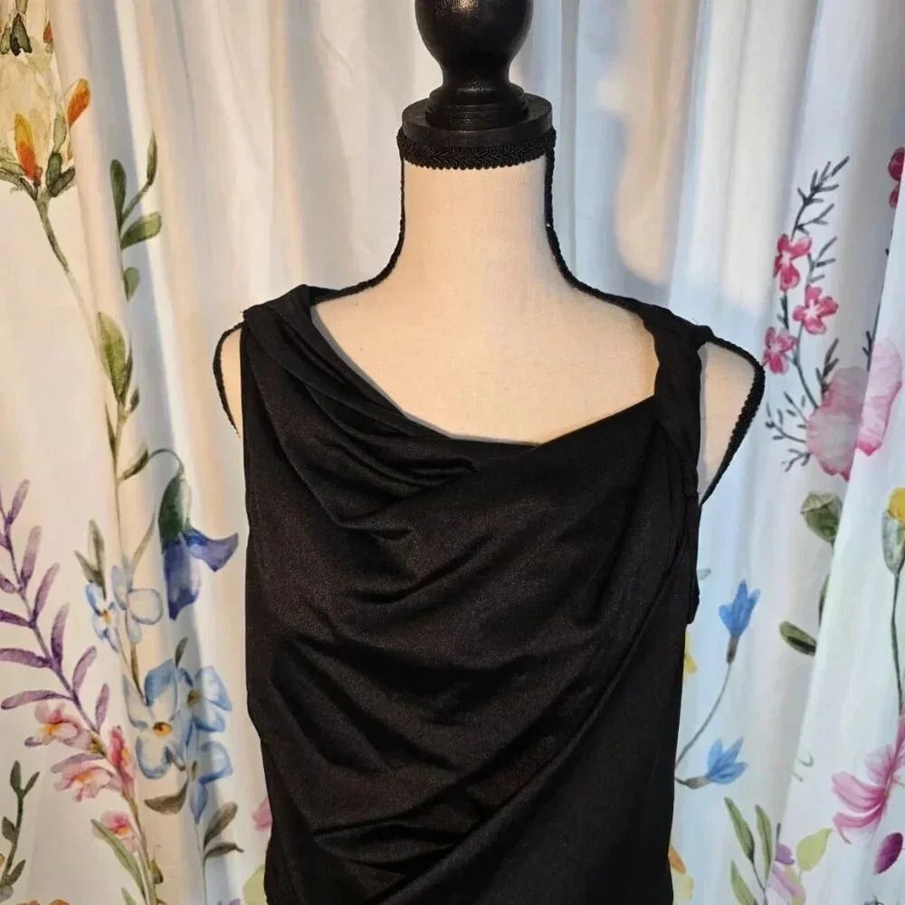 NWT Cider Women's Cowl Neck Knotted Crop Tank Black Size Medium New - Picture 4 of 11